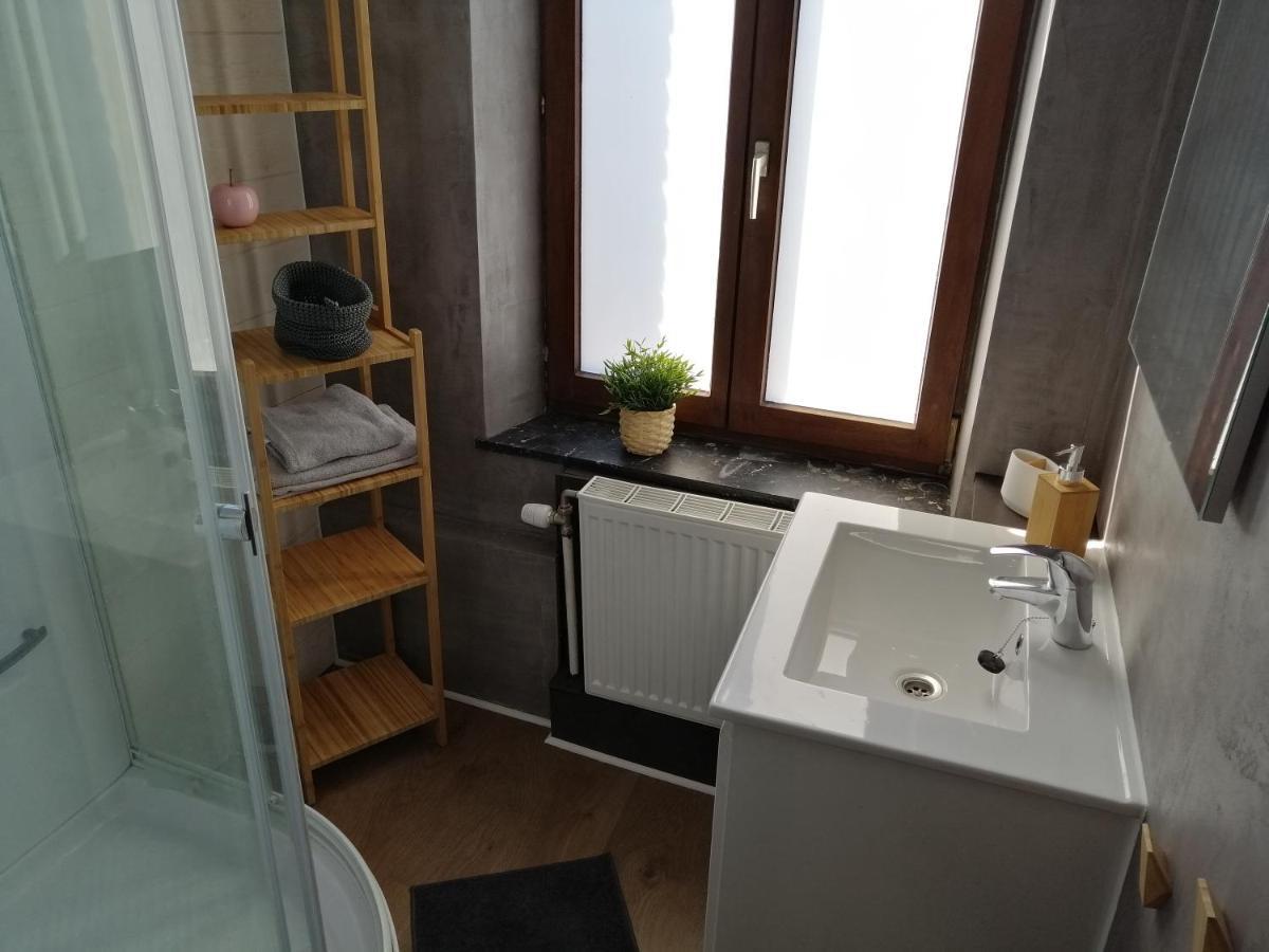 Studio 2 Pers Tourisme Et Business Namur ナミュール エクステリア 写真